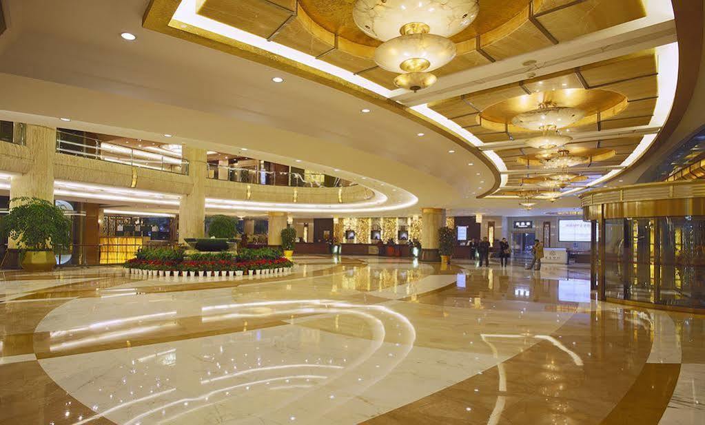 Empark Grand Hotel Čchung-čching Exteriér fotografie